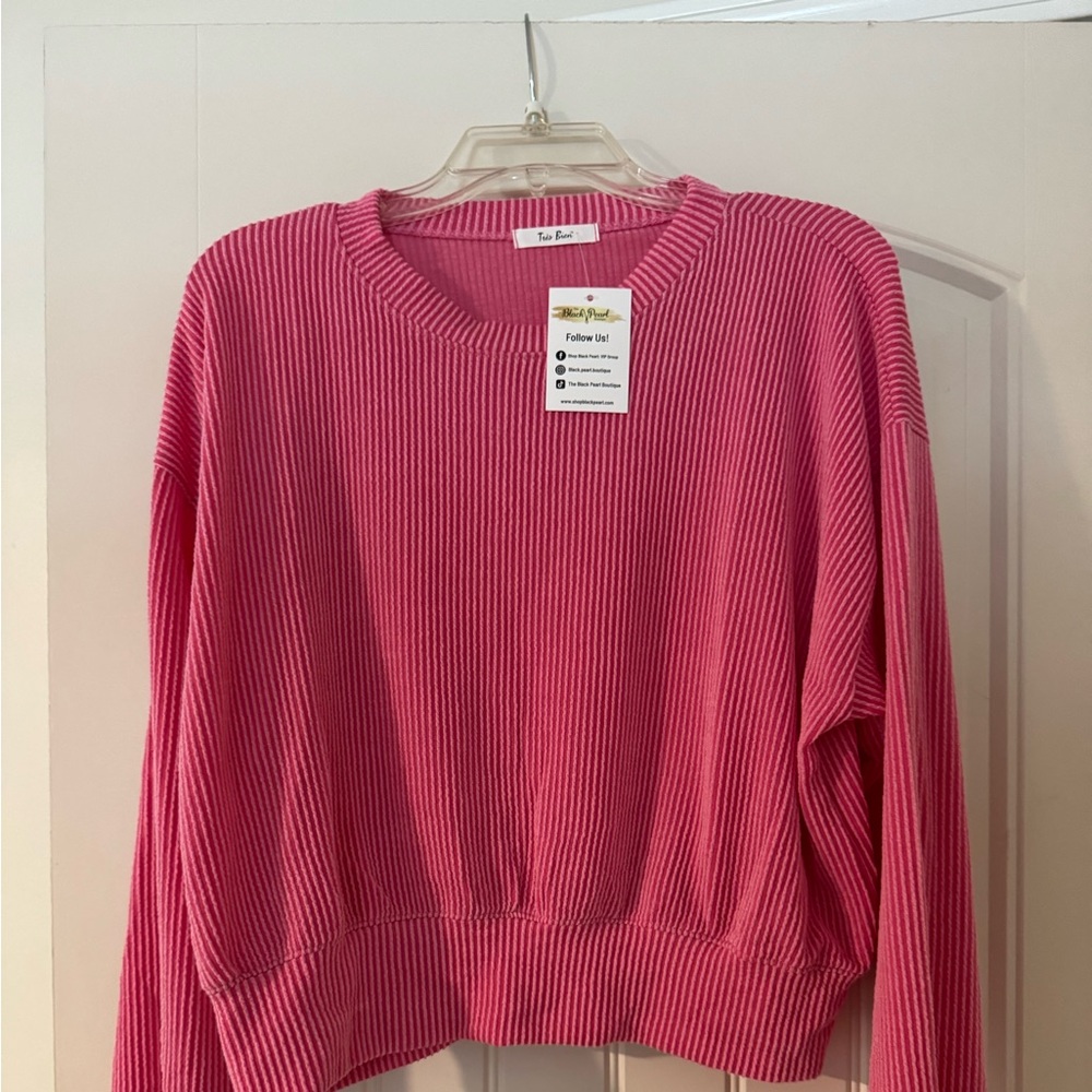 Pink thin ribbed sweatshirt